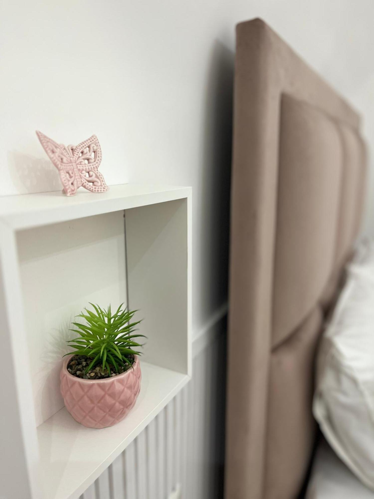 Donn'anna Center Apartment Naples